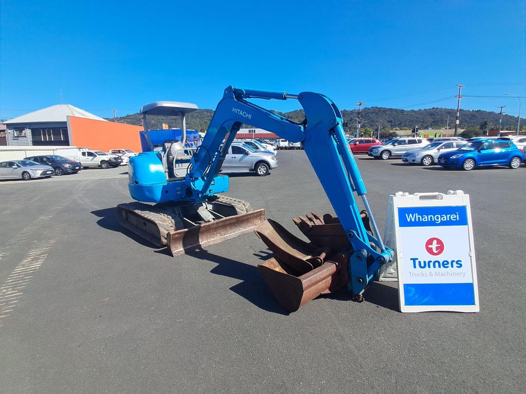 Photo '1' of Hitachi EX40U Excavator