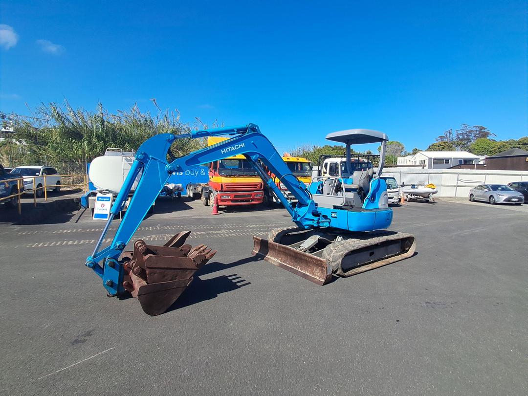 Photo '9' of Hitachi EX40U Excavator