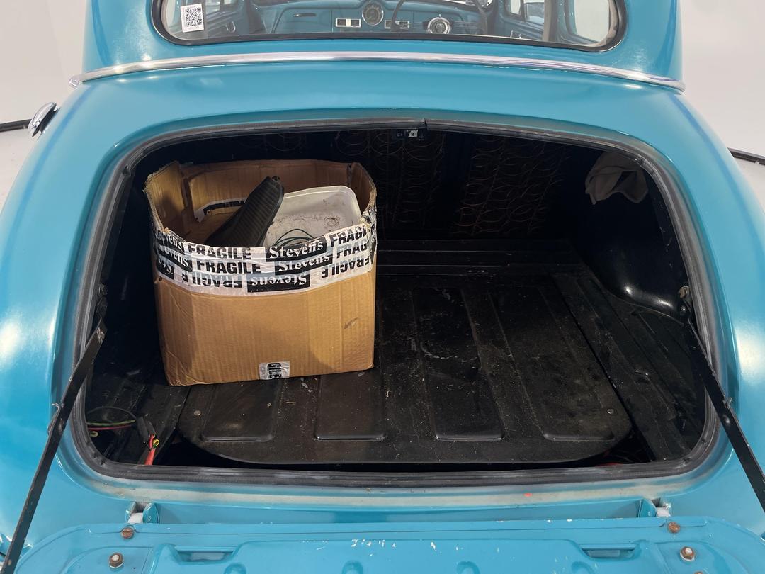 Photo '14' of Austin A40