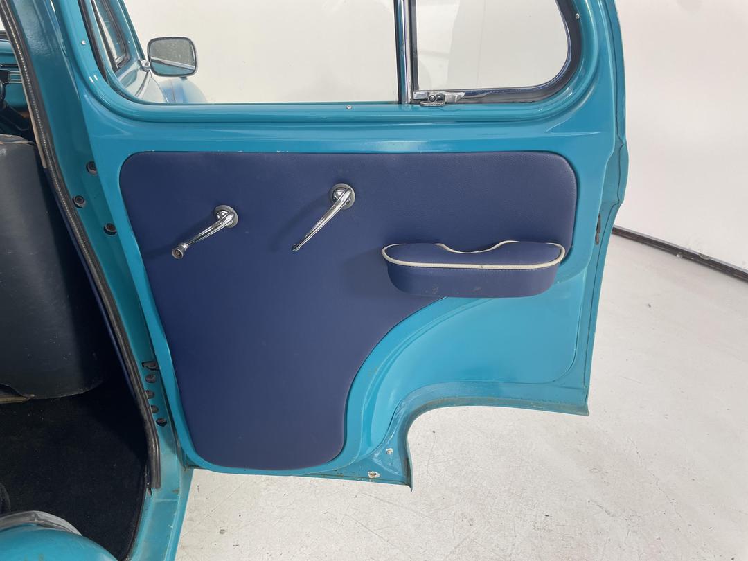 Photo '19' of Austin A40