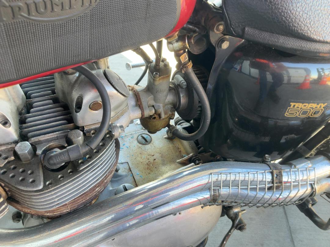 Photo '8' of Triumph Trophy T100C