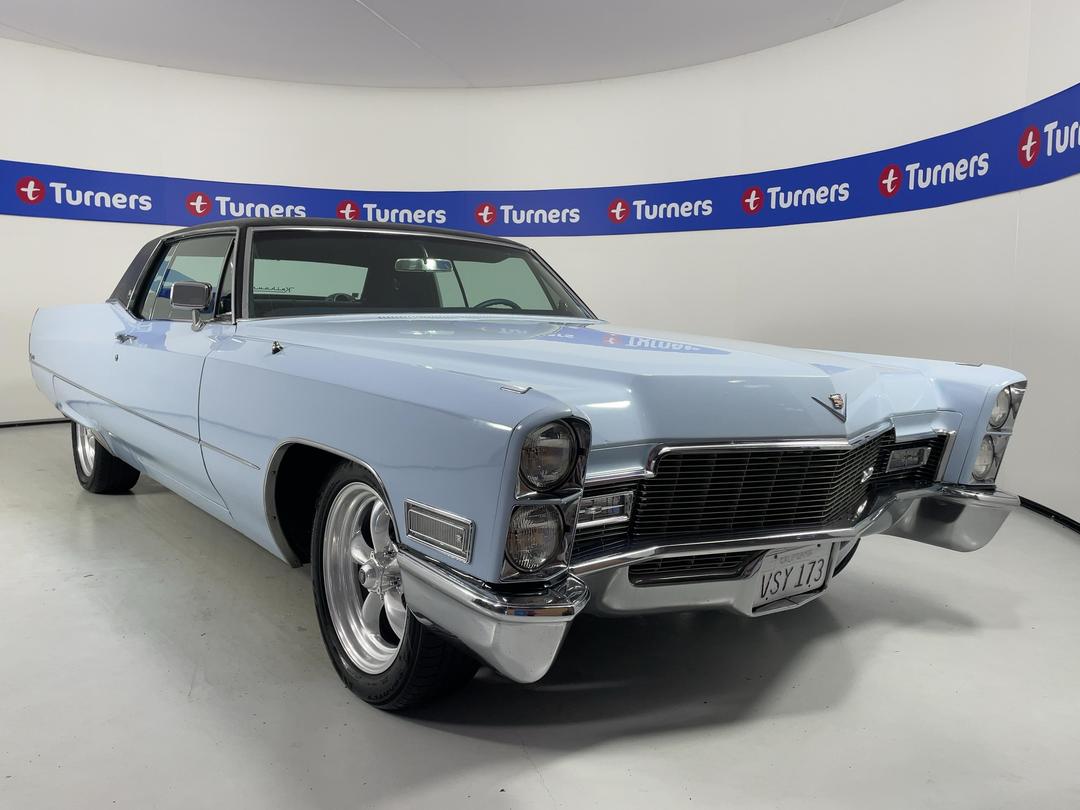 Photo '1' of Cadillac Coupe