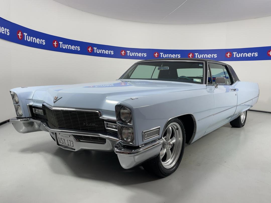 Photo '4' of Cadillac Coupe