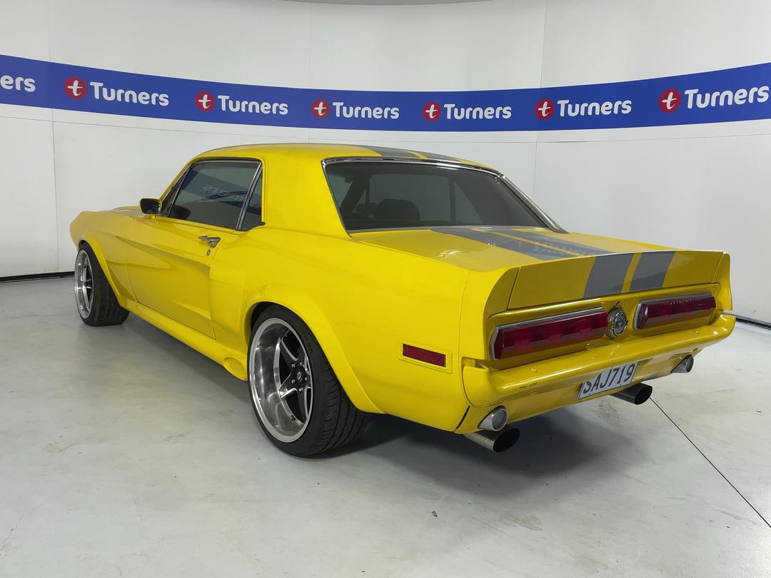 Photo '5' of Ford Mustang