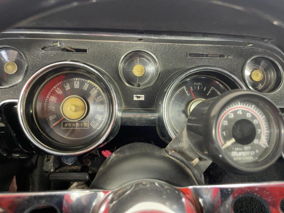 Photo '20' of Ford Mustang