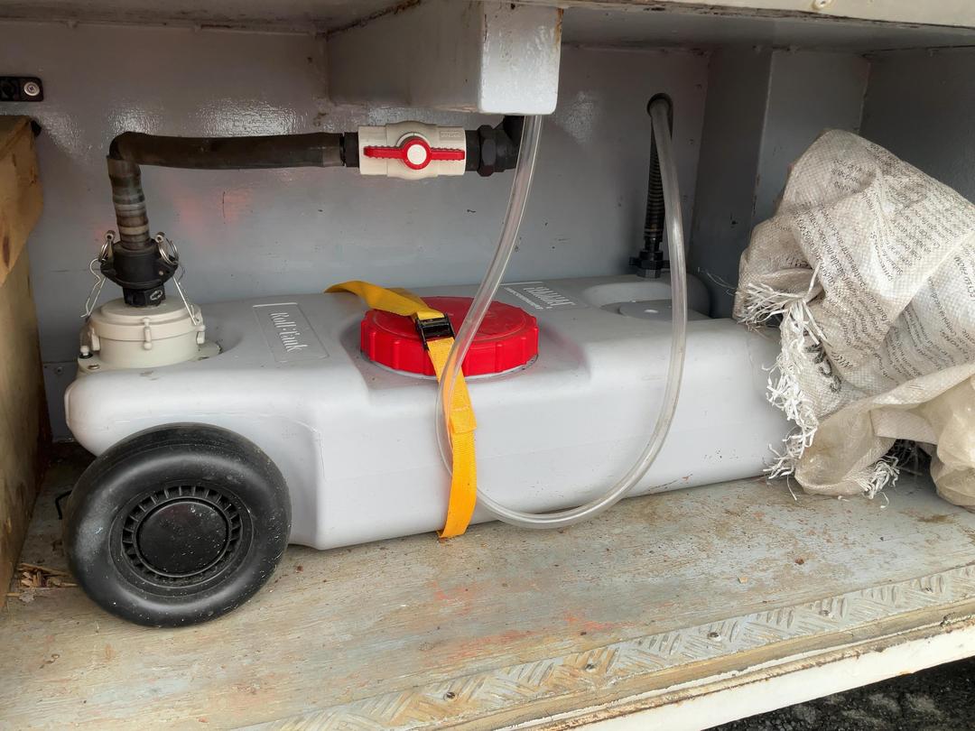 Photo '40' of Ford D300 Motorhome