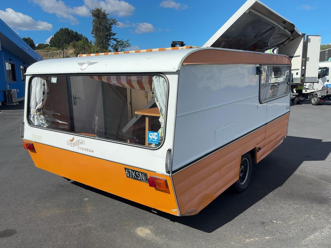 Photo '45' of Chevron Poptop Caravan - Single Photo '45' of Chevron Poptop Caravan - Single