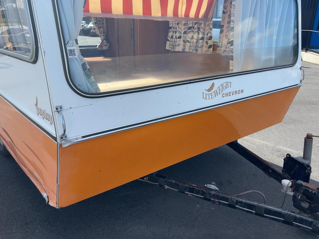 Photo '16' of Chevron Poptop Caravan - Single Photo '16' of Chevron Poptop Caravan - Single