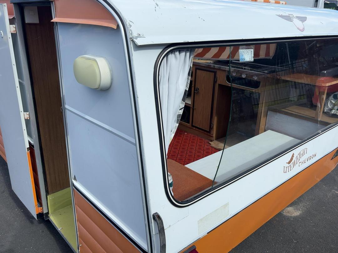 Photo '24' of Chevron Poptop Caravan - Single Photo '24' of Chevron Poptop Caravan - Single