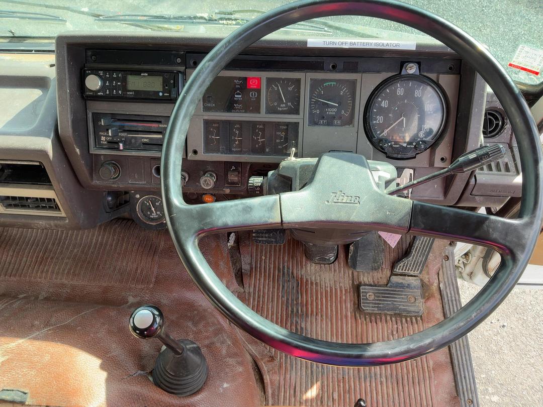 Photo '13' of HINO FN 286A Transporter