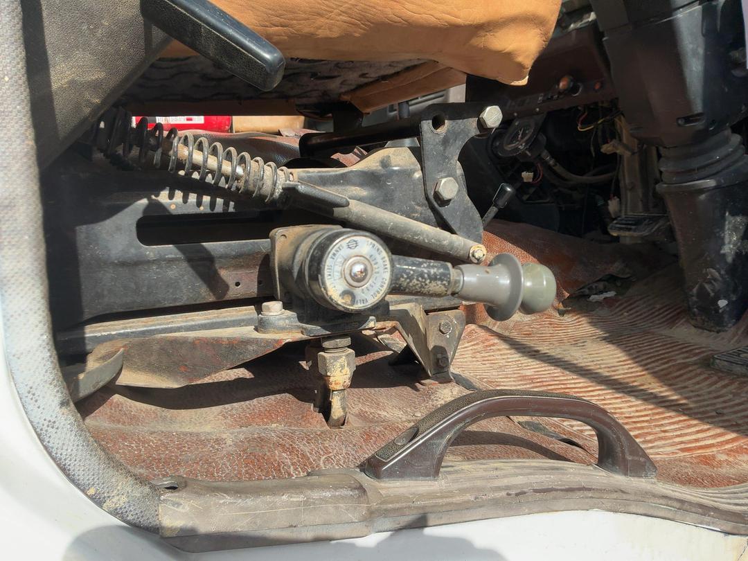 Photo '22' of HINO FN 286A Transporter