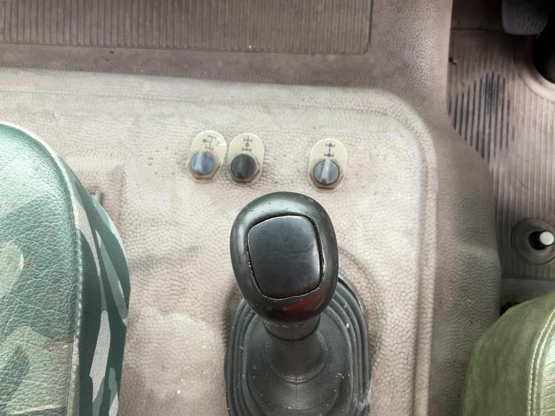 Photo '13' of Mercedes-Benz 2228 Flat Deck