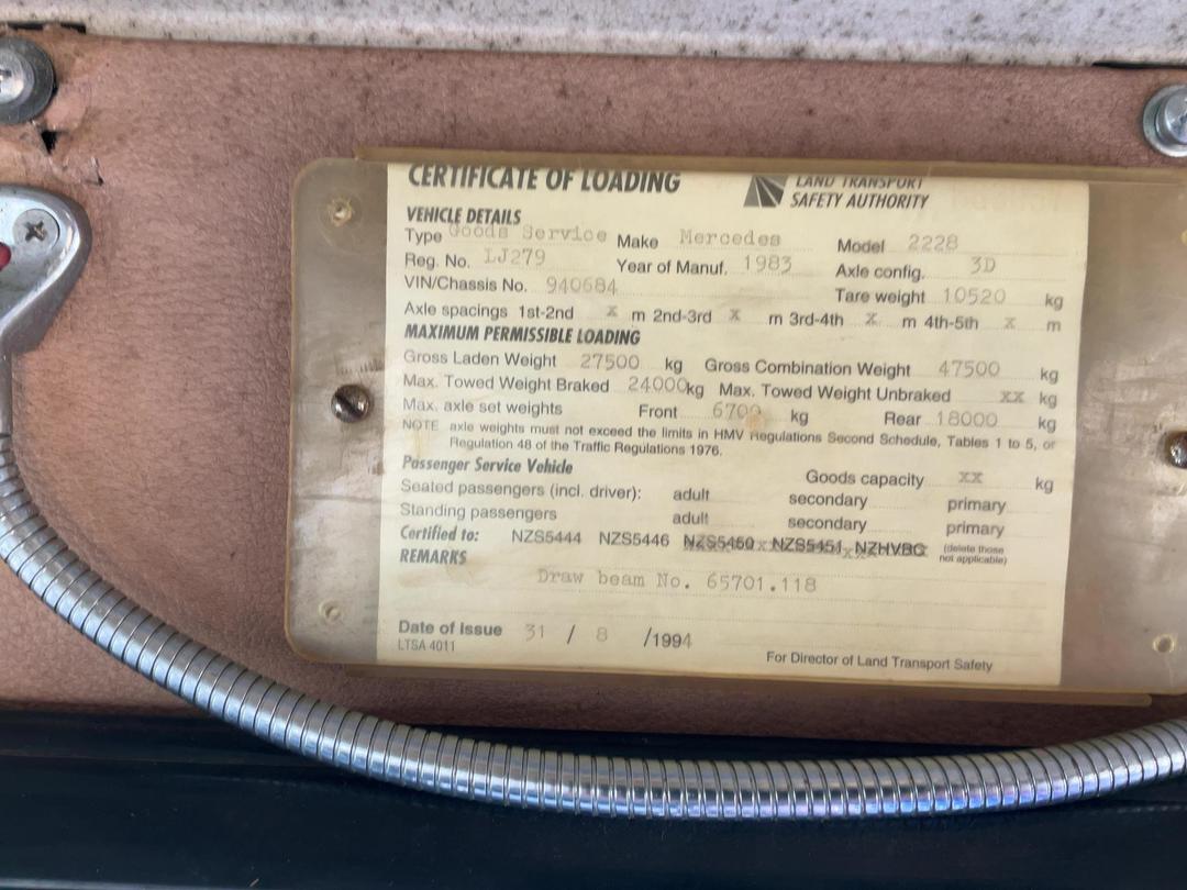Photo '21' of Mercedes-Benz 2228 Flat Deck