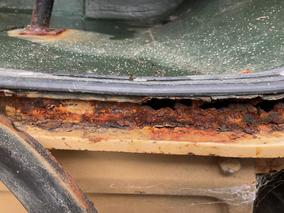 Photo '24' of Mercedes-Benz U1700L Flat Deck