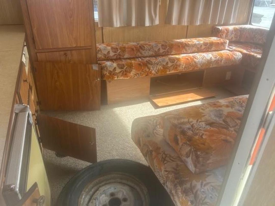 Photo '7' of MODERN ZEPHYR Caravan - Single