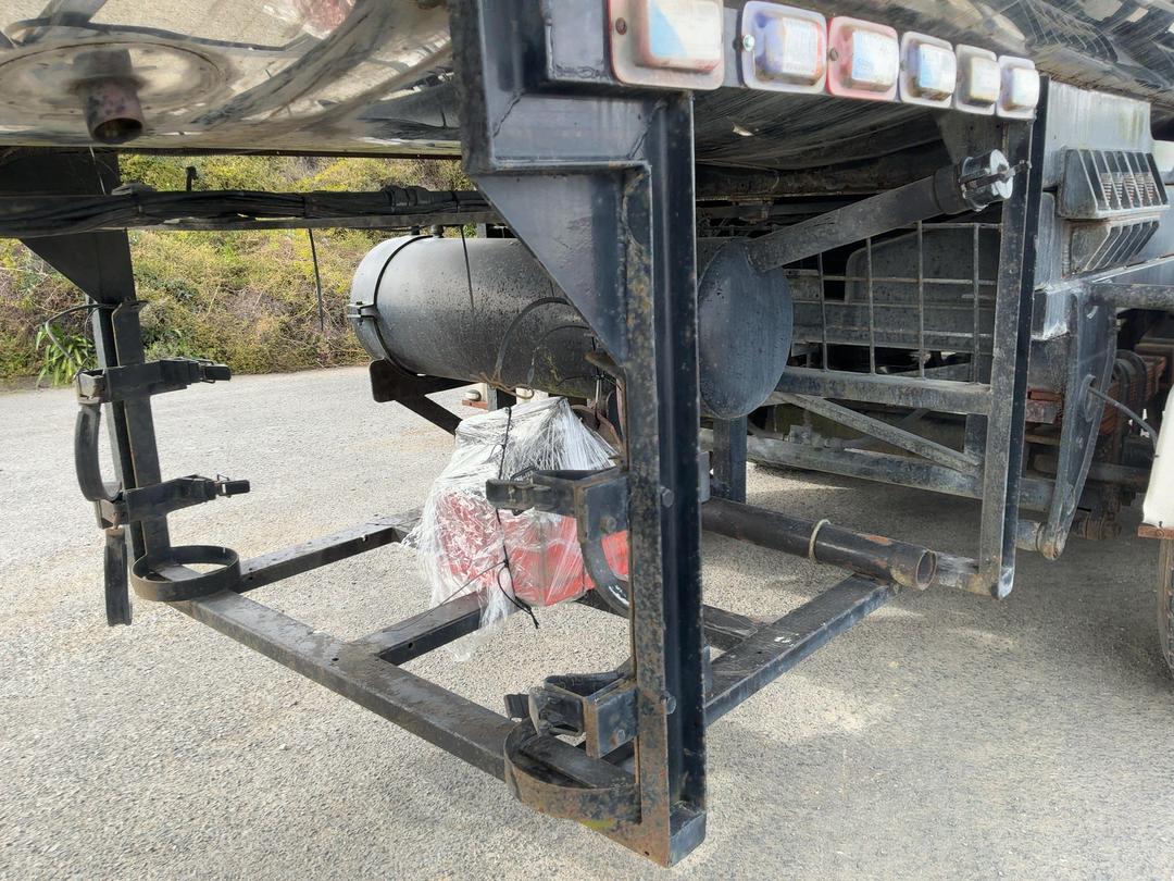 Photo '30' of Trailer RCAS TANKER Tanker Trailer Semi