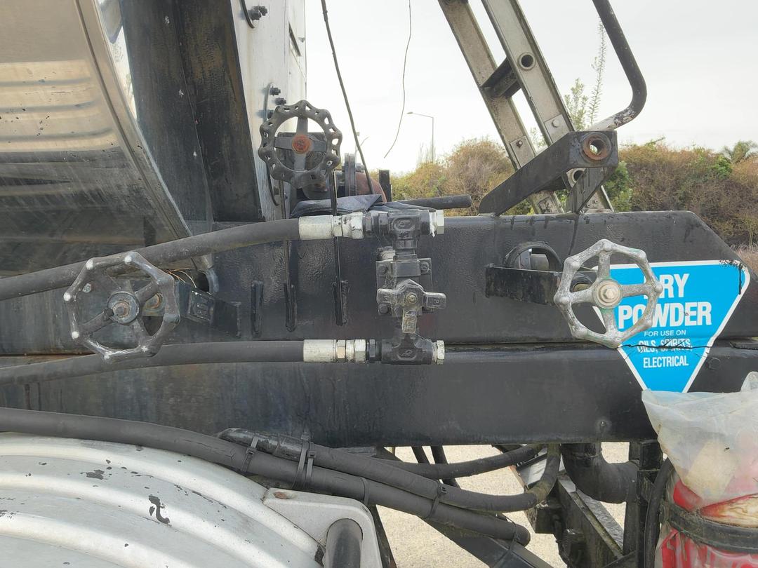 Photo '22' of Trailer RCAS TANKER Tanker Trailer Semi