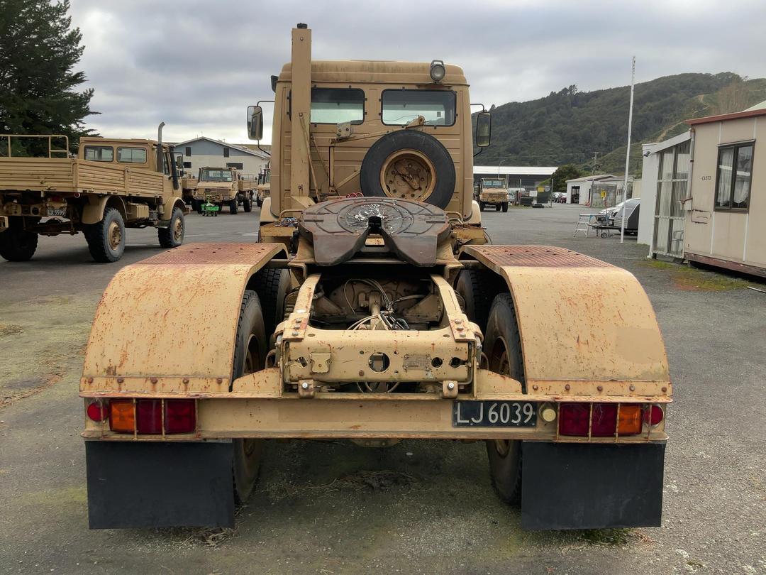 Photo '5' of Mercedes-Benz 2228 Tractor Unit