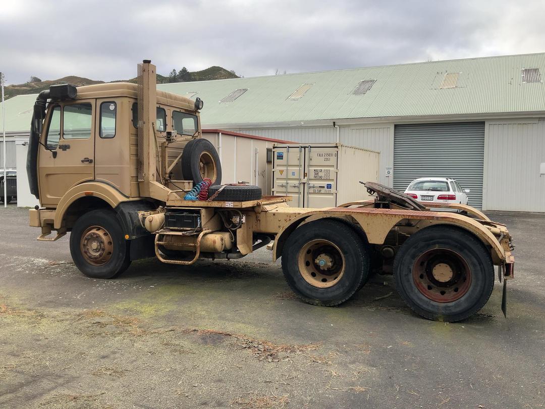 Photo '8' of Mercedes-Benz 2228 Tractor Unit