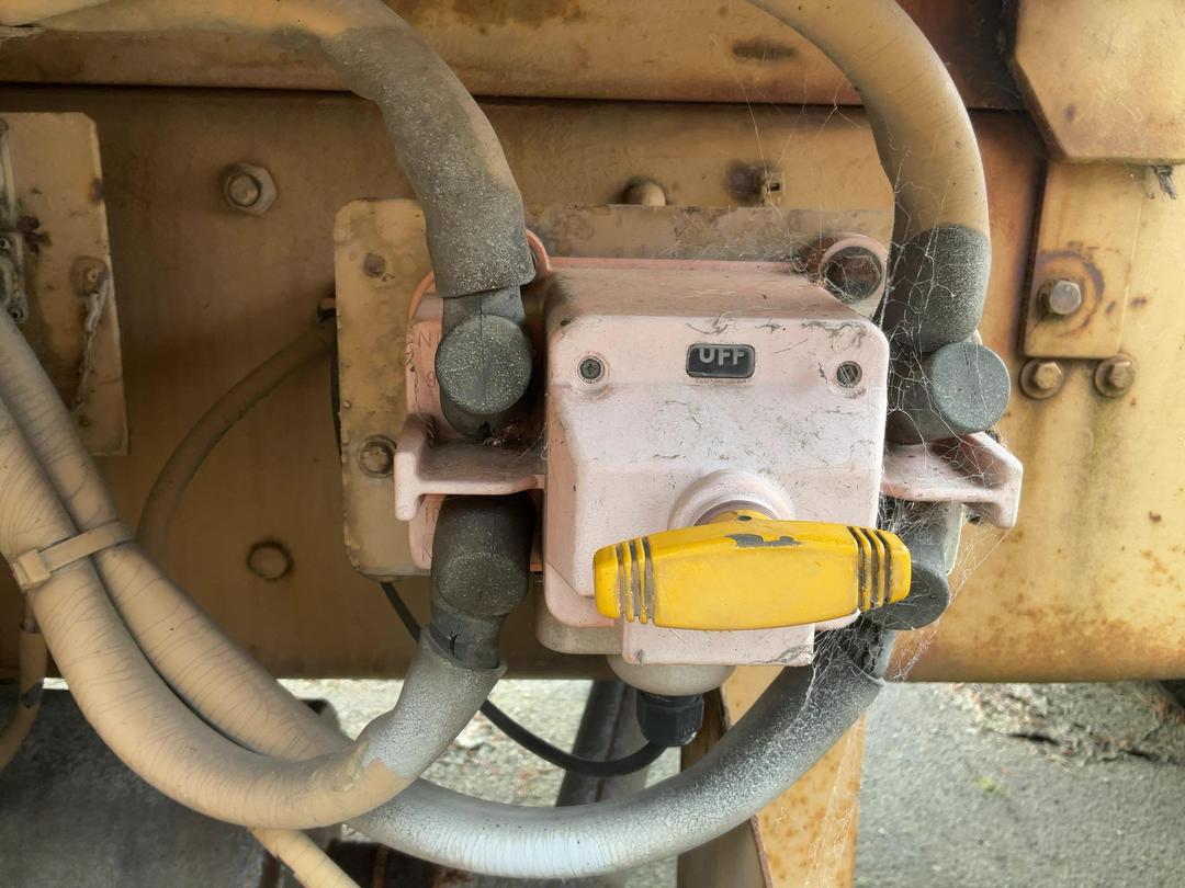 Photo '19' of Mercedes-Benz 2228 Tractor Unit