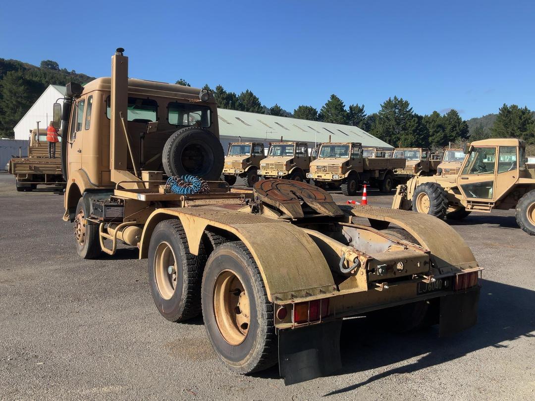 Photo '6' of Mercedes-Benz 2228 Tractor Unit