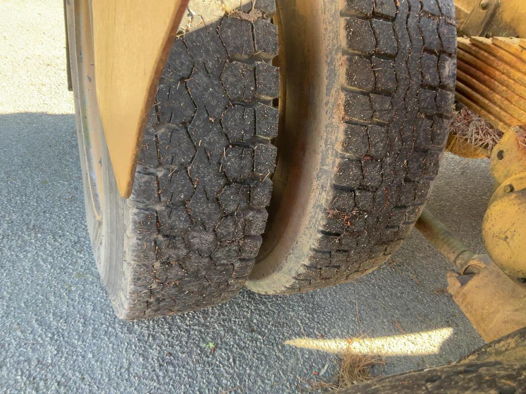 Photo '33' of Mercedes-Benz 2228 Tractor Unit
