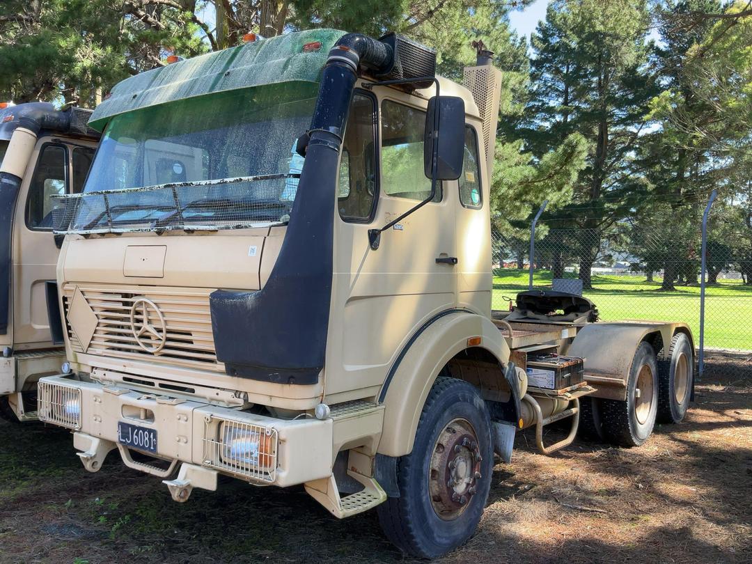 Photo '1' of Mercedes-Benz 222830 Tractor Unit