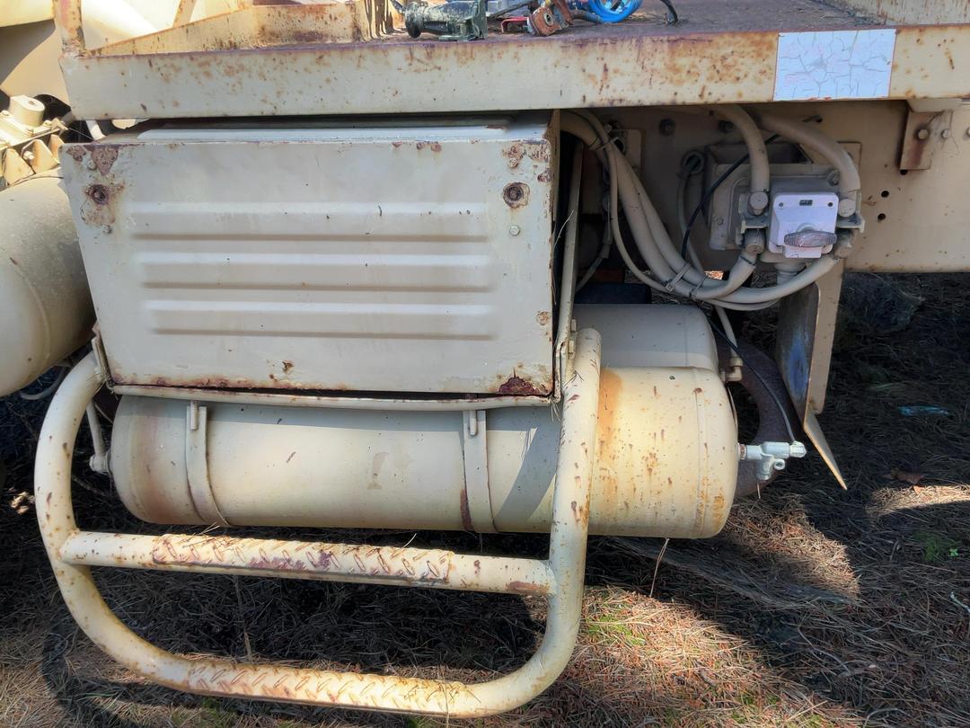 Photo '29' of Mercedes-Benz 222830 Tractor Unit