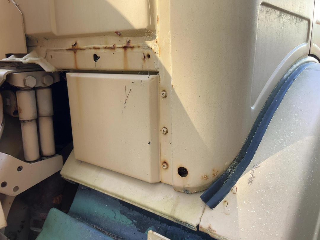 Photo '31' of Mercedes-Benz 222830 Tractor Unit