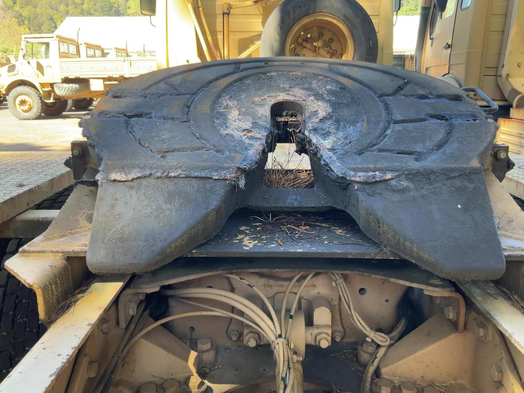 Photo '35' of Mercedes-Benz 222830 Tractor Unit