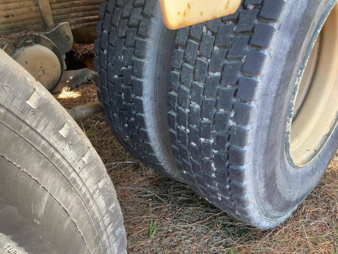 Photo '44' of Mercedes-Benz 222830 Tractor Unit