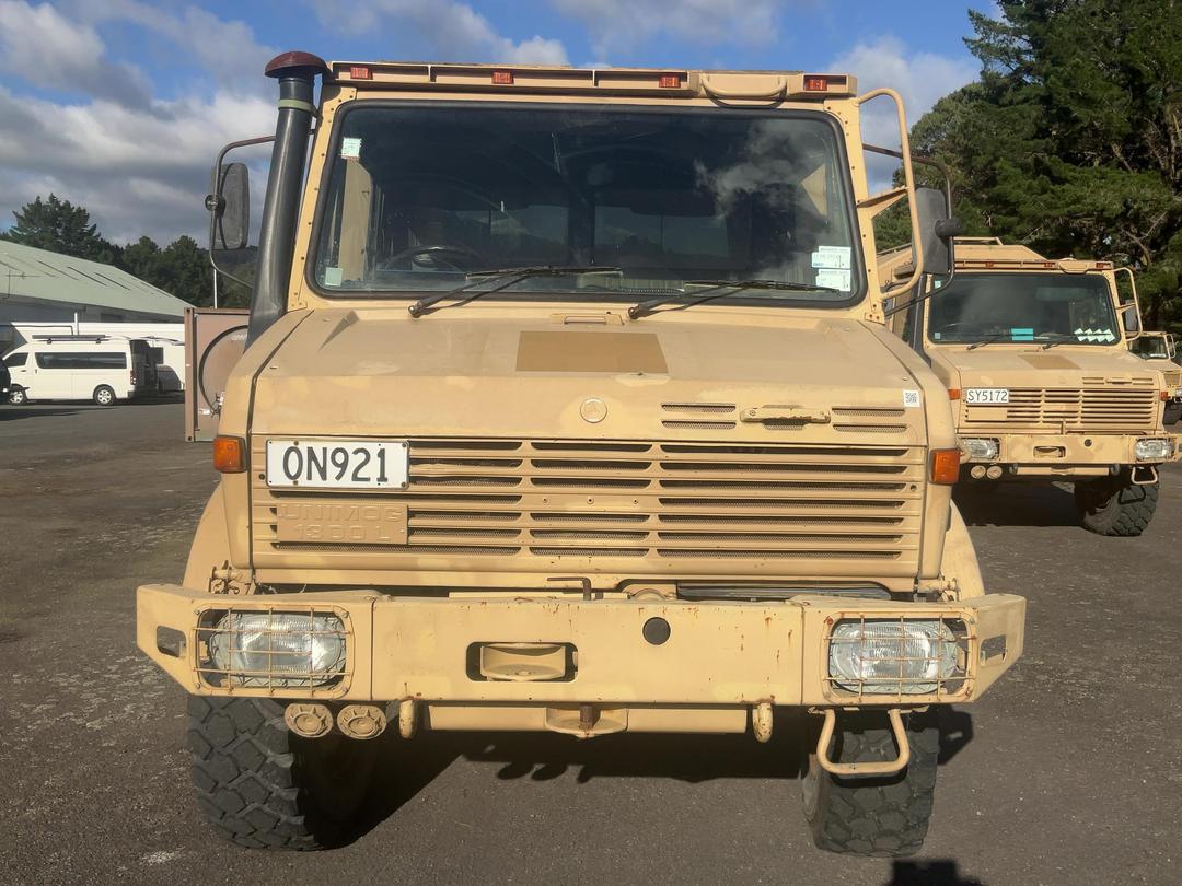 Photo '12' of Mercedes-Benz U1300L Ambulance