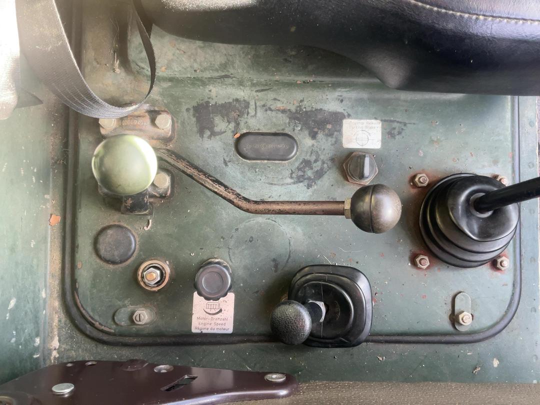 Photo '17' of Mercedes-Benz U1300L Ambulance