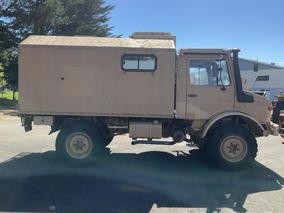 Photo '3' of Mercedes-Benz U1300L Ambulance
