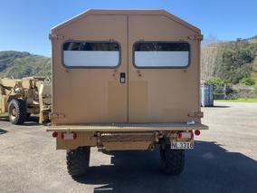 Photo '5' of Mercedes-Benz U1300L Ambulance