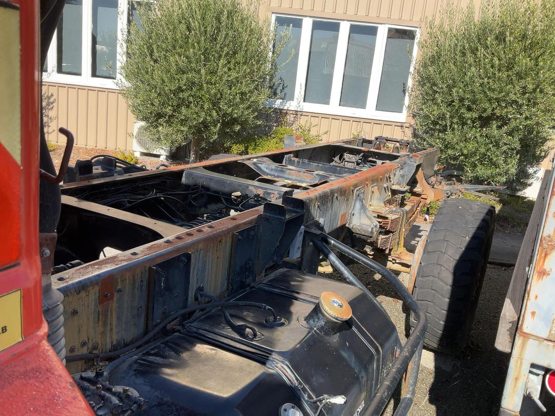 Photo '8' of Hino GT 1118 Cab Chassis