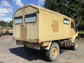 Photo '4' of Mercedes-Benz U1300L Ambulance
