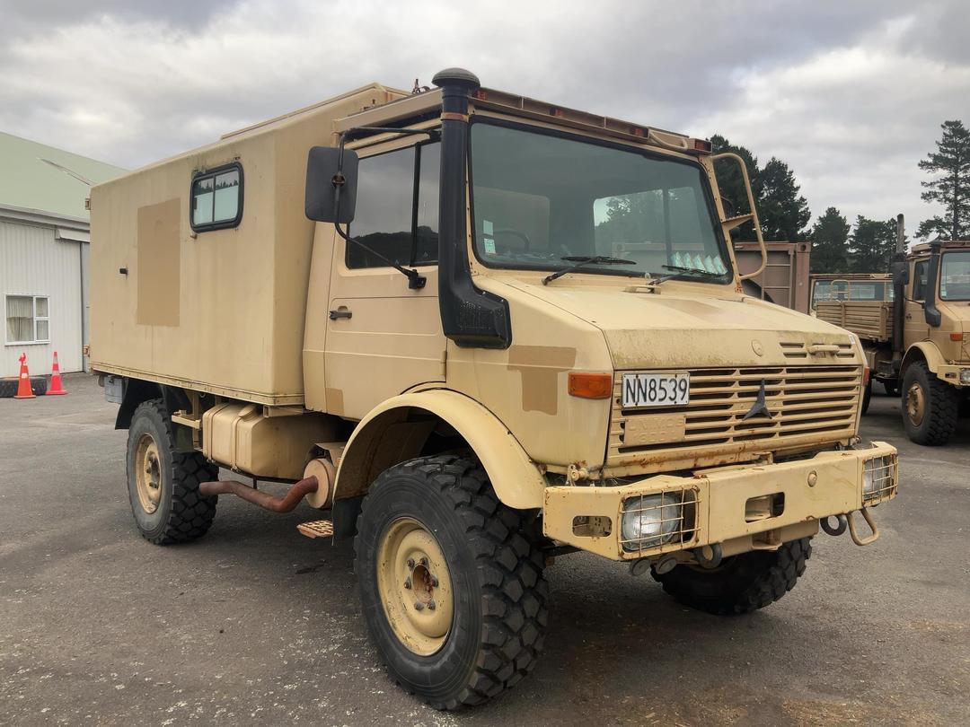 Photo '1' of Mercedes-Benz U1300L Ambulance