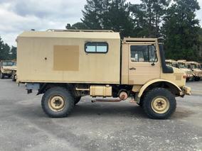Photo '3' of Mercedes-Benz U1300L Ambulance