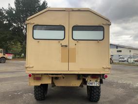Photo '5' of Mercedes-Benz U1300L Ambulance