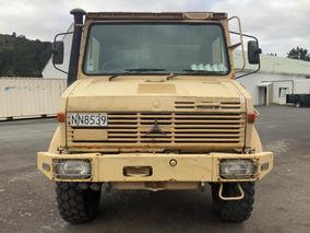 Photo '10' of Mercedes-Benz U1300L Ambulance