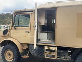 Photo '21' of Mercedes-Benz U1300L Ambulance