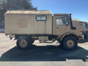 Photo '3' of Mercedes-Benz U1300L Ambulance