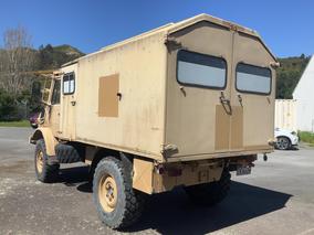 Photo '6' of Mercedes-Benz U1300L Ambulance