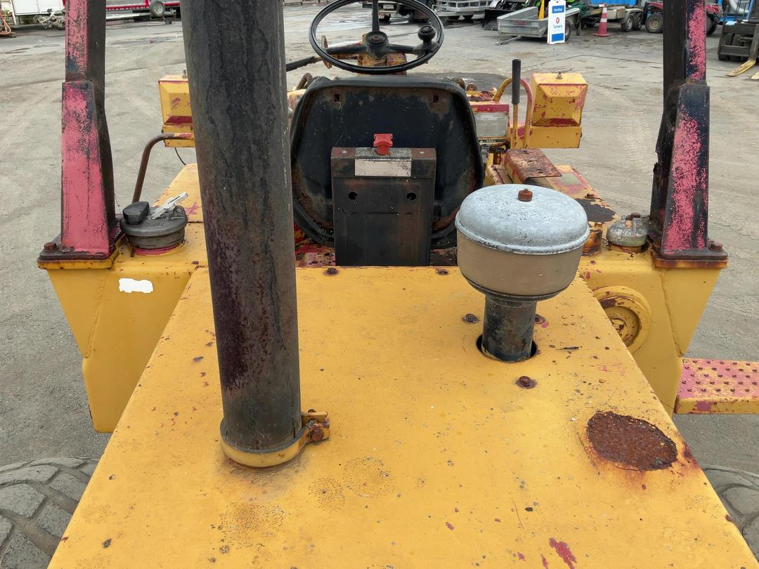 Photo '46' of Caterpillar 910F Wheel Loader