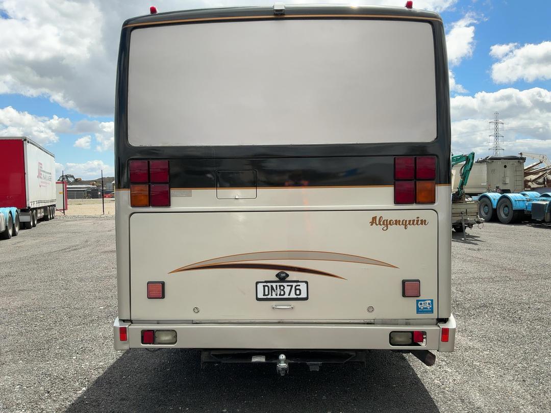 Photo '4' of Hino Blue Ribbon HU27 Motorhome Photo '4' of Hino Blue Ribbon HU27 Motorhome