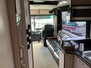 Thumbnail '32' of Hino Blue Ribbon HU27 Motorhome