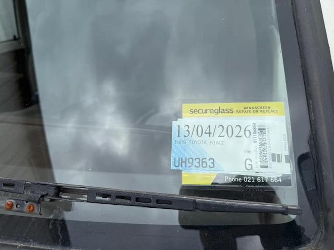 Photo '7' of Toyota Hiace