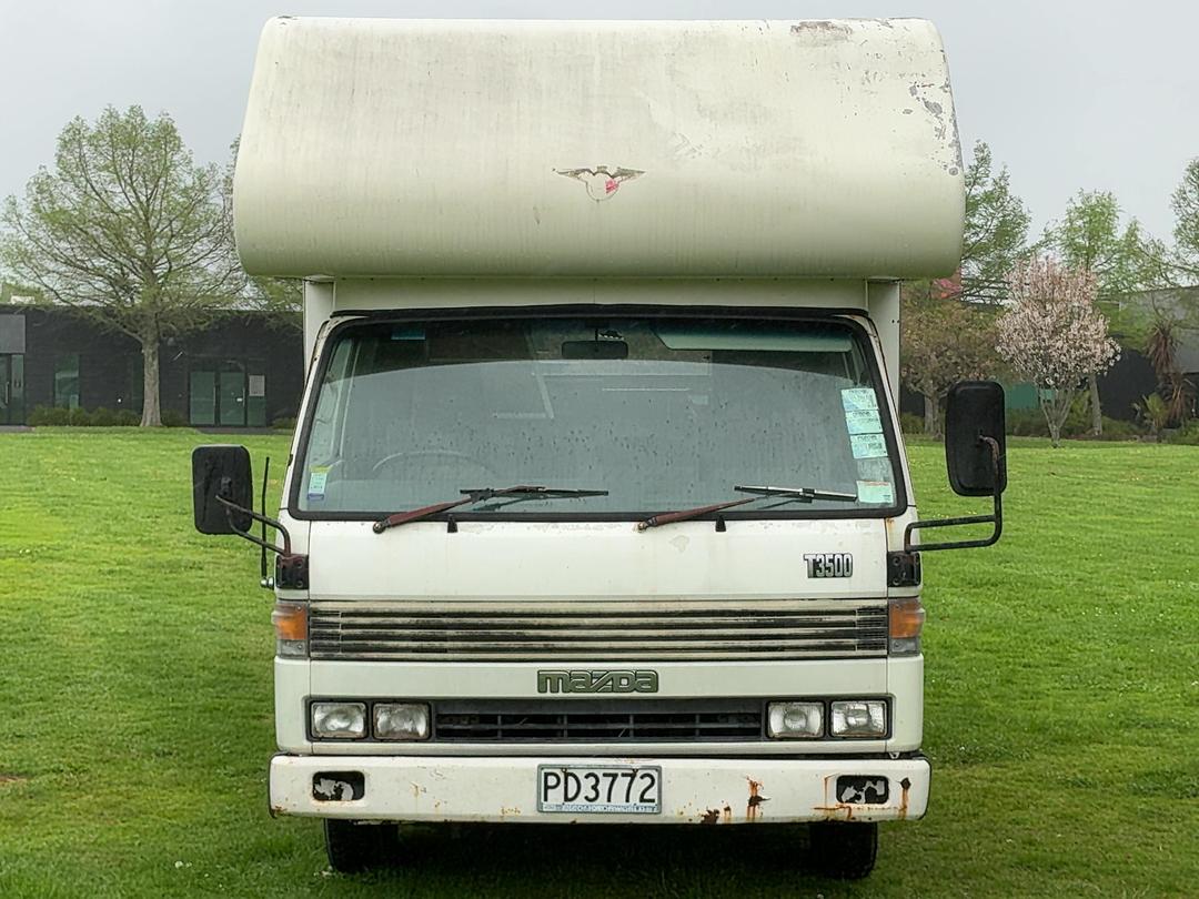 Photo '9' of Mazda T3500 TRUCK Motorhome