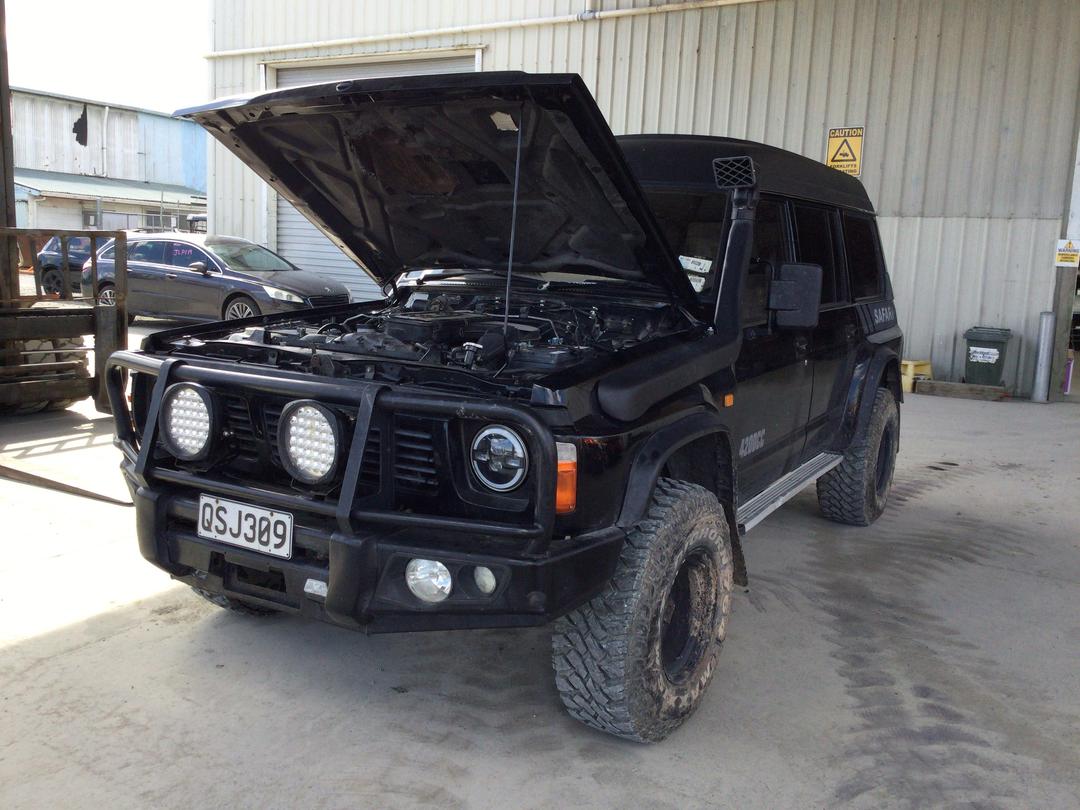 Photo '3' of Nissan Safari